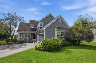 731 Nashua Ct, Crystal Lake, IL 60012 - Photo 3