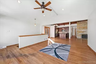 331 E View St, Lombard, IL 60148 - Photo 15