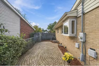 331 E View Street, Lombard, IL 60148 - Photo 5