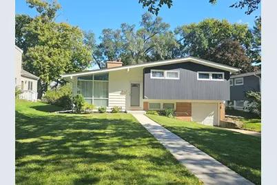 567 S Lewis Avenue, Lombard, IL 60148 - Photo 1