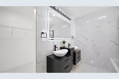 8257 S Blackstone Avenue, Chicago, IL 60619 - Photo 17