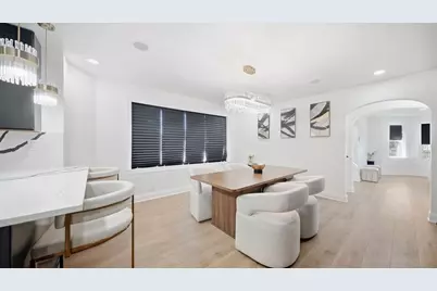 8257 S Blackstone Avenue, Chicago, IL 60619 - Photo 11