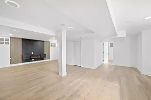 8257 S Blackstone Ave, Chicago, IL 60619 - Photo 29