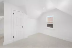 8257 S Blackstone Ave, Chicago, IL 60619 - Photo 27