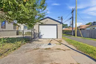 8257 S Blackstone Ave, Chicago, IL 60619 - Photo 39