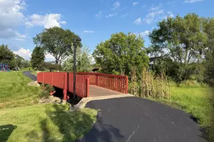 17W467 Portsmouth Dr, Darien, IL 60561 - Photo 31