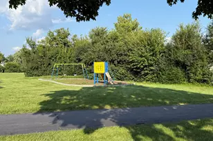 17W467 Portsmouth Dr, Darien, IL 60561 - Photo 37