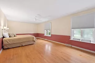 17W467 Portsmouth Dr, Darien, IL 60561 - Photo 17