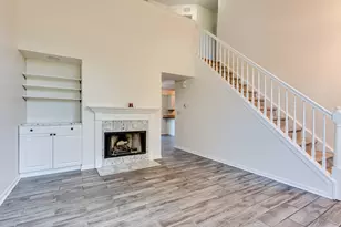 6865 Hampton Cir, Gurnee, IL 60031 - Photo 7