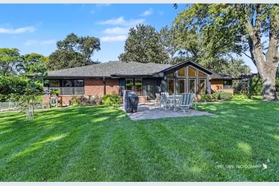 907 Sherwood Drive, Prospect Heights, IL 60070 - Photo 35