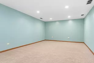1310 E Ironwood Dr, Mount Prospect, IL 60056 - Photo 21