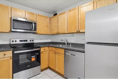 655 W Irving Park Road #1211, Chicago, IL 60613 - Photo 5