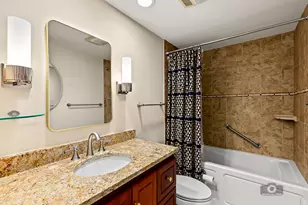 2098 Creekside Dr, Wheaton, IL 60189 - Photo 21