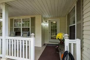 9360 Forest Creek Ln, Bloomington, IL 61705 - Photo 5
