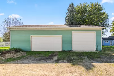 611 Chicago Road, Paw Paw, IL 61353 - Photo 9