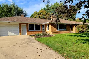 495 W River St, Bourbonnais, IL 60914 - Photo 1