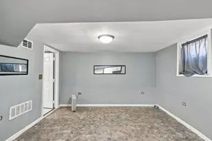 2956 N Elston Ave, Chicago, IL 60618 - Photo 9