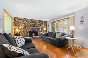 8301 Narragansett Ave, Burbank, IL 60459 - Photo 5