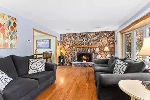 8301 Narragansett Ave, Burbank, IL 60459 - Photo 3