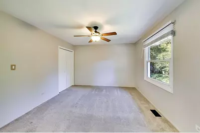 1344 Blair Lane, Hoffman Estates, IL 60169 - Photo 15