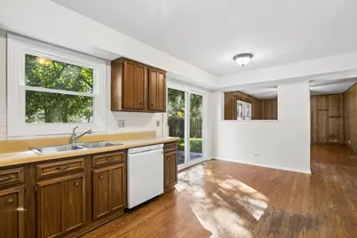 5 Malvern Lane, Vernon Hills, IL 60061 - Photo 9