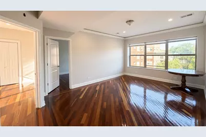 7227 N Rogers Avenue #2W, Chicago, IL 60645 - Photo 5