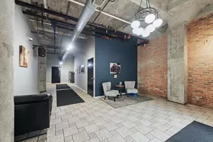 2001 S Calumet Ave, Chicago, IL 60616 - Photo 13