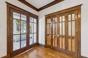 2457 W Eastwood Ave, Chicago, IL 60625 - Photo 9