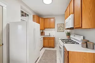 2457 W Eastwood Ave, Chicago, IL 60625 - Photo 21