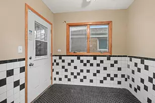 4260 W 82nd Pl, Chicago, IL 60652 - Photo 21