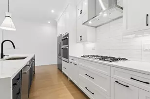 2759 W Lawrence Ave, Chicago, IL 60625 - Photo 11
