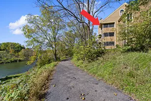 A7 Long Bay Point Dr, Galena, IL 61036 - Photo 3