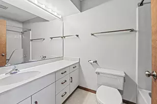 A7 Long Bay Point Dr, Galena, IL 61036 - Photo 19