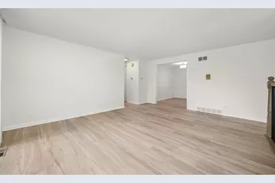 1100 Stoughton Court #1100, Schaumburg, IL 60194 - Photo 15