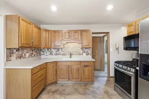 741 Elliott St, Beecher, IL 60401 - Photo 3