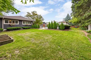 12 Meadowood Dr, Oak Brook, IL 60523 - Photo 51