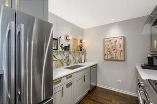1660 N Hudson Ave, Chicago, IL 60614 - Photo 11