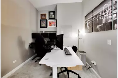 230 W Division Street #1107, Chicago, IL 60610 - Photo 15