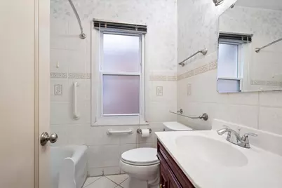6520 N Fairfield Avenue, Chicago, IL 60645 - Photo 17