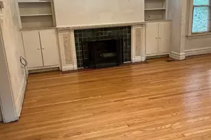 6520 N Fairfield Ave, Chicago, IL 60645 - Photo 5