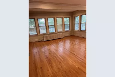 6520 N Fairfield Avenue, Chicago, IL 60645 - Photo 3
