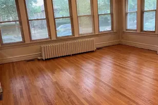 6520 N Fairfield Ave, Chicago, IL 60645 - Photo 3