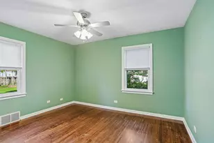 3644 Peoria St, Steger, IL 60475 - Photo 9
