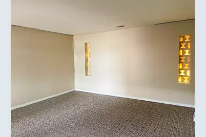 365 E Irving Park Road, Wood Dale, IL 60191 - Photo 11