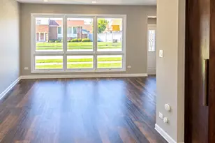 15415 Woodlawn E Ave, South Holland, IL 60473 - Photo 3
