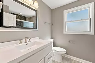 1805 W Willow Ln, Mount Prospect, IL 60056 - Photo 21
