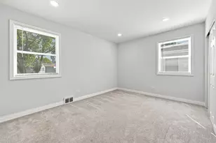 1805 W Willow Ln, Mount Prospect, IL 60056 - Photo 25