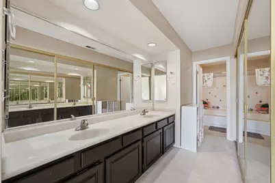 988 Harvest Circle #988, Buffalo Grove, IL 60089 - Photo 9