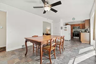 909 S Adelaide St, Normal, IL 61761 - Photo 13
