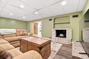 909 S Adelaide St, Normal, IL 61761 - Photo 19
